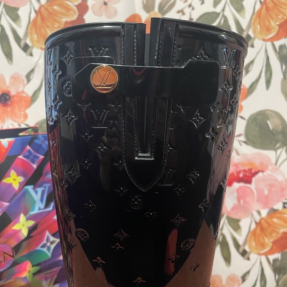 Louis Vuitton Drops High Rain Boots – Black - Picture 10 of 12